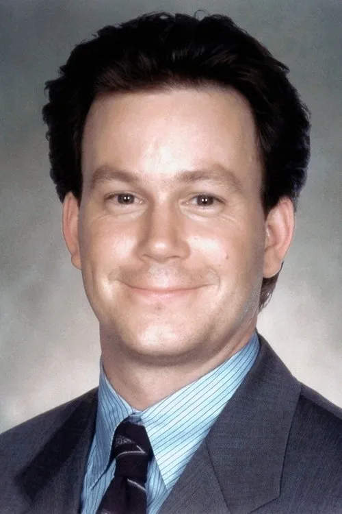 Andrew Lowery — personaje: Michael L. Walker