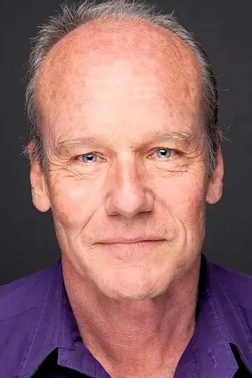 Andrew Sharp — personaje: Joe