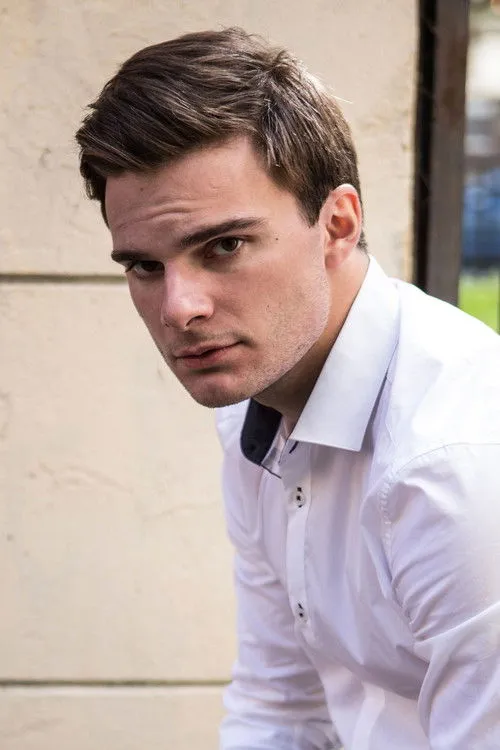 ??????? ??????? ha trabajado con Andrey Strugovets en 1 ocasiones