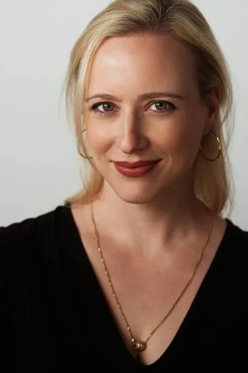 Andria Kozica interpretando a Dakota