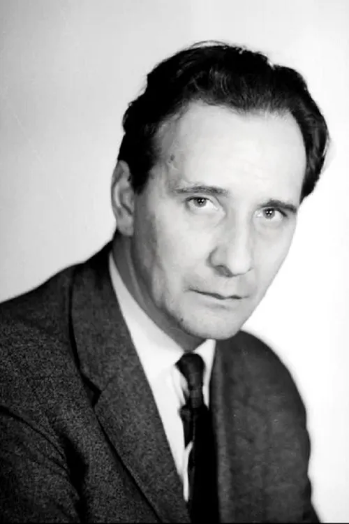 Andrzej Szczepkowski interpretando a mecenas Górecki