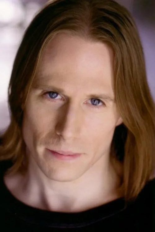 Claire 'Fluff' Llewellyn ha trabajado con Andy Schatner en 2 ocasiones