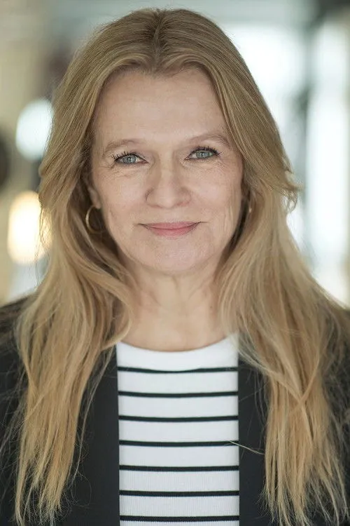 Greg Seago-Curl ha trabajado con Anette Martinsen en 1 ocasiones