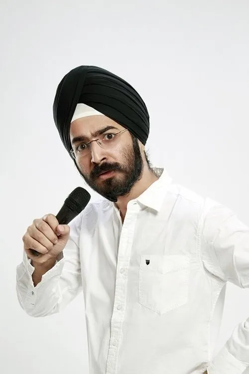 Angad Singh Ranyal interpretando a Angad Singh Ranyal