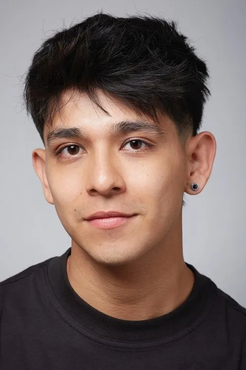 Ángel Abad interpretando a Himself