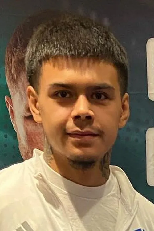 Alexander Rios Vega ha trabajado con Angel Chavez en 1 ocasiones