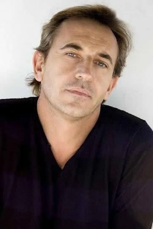 Ángel Hidalgo en su biografía y filmografía