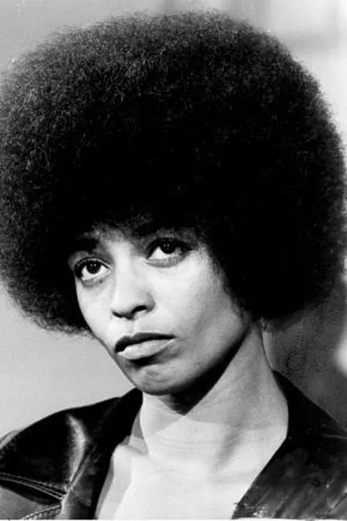 Angela Davis interpretando a Self