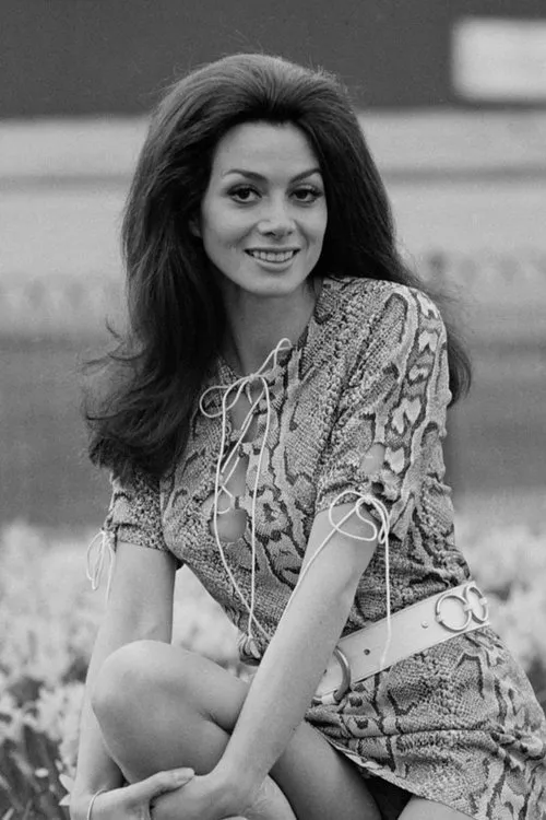 Stephen Weeks ha trabajado con Angela Grant en 1 ocasiones