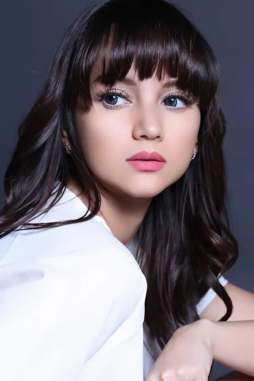 George Taka ha trabajado con Angelica Simpeler en 1 ocasiones