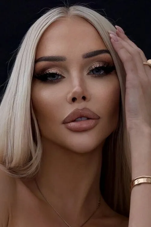 ?????? ?????????? ha trabajado con Ангелина Бреженская en 1 ocasiones