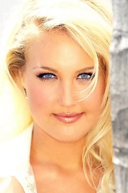 Liza Hartling ha trabajado con Anika Knudsen en 1 ocasiones