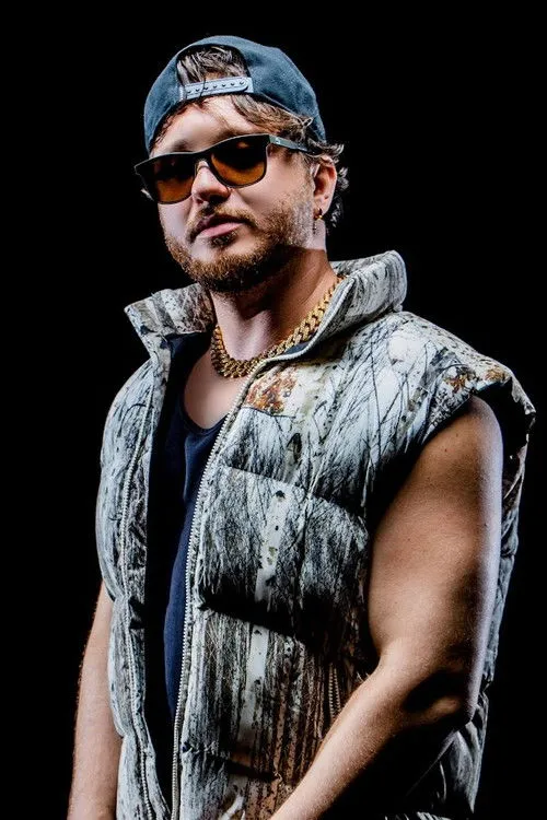 Anil Piyancı — personaje: Misafir