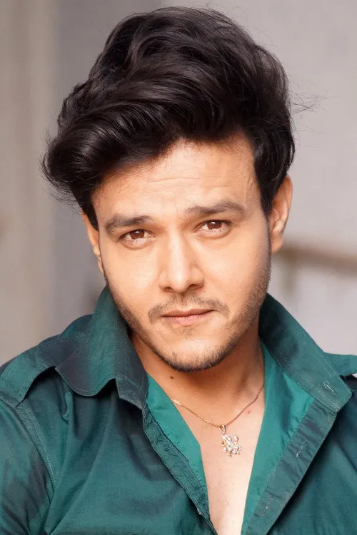 Aniruddh Dave — personaje: Nikhil Narang