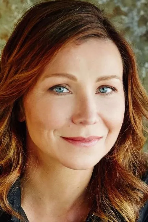 Gabrielle Scawthorn ha trabajado con Anita Hegh en 1 ocasiones