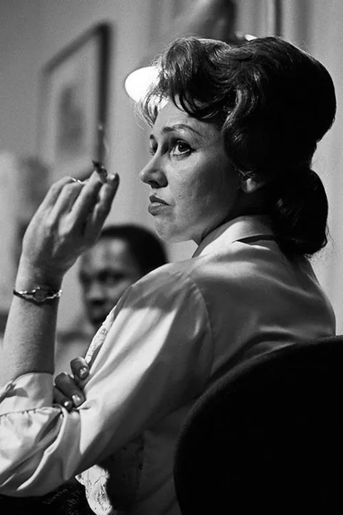 Anita O'Day interpretando a Herself