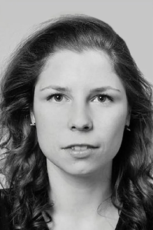 Anja Saiva Bongo Bjørnstad interpretando a Hilde Samuelsen