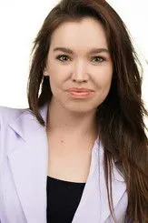 Anje de Wet interpretando a Chantal