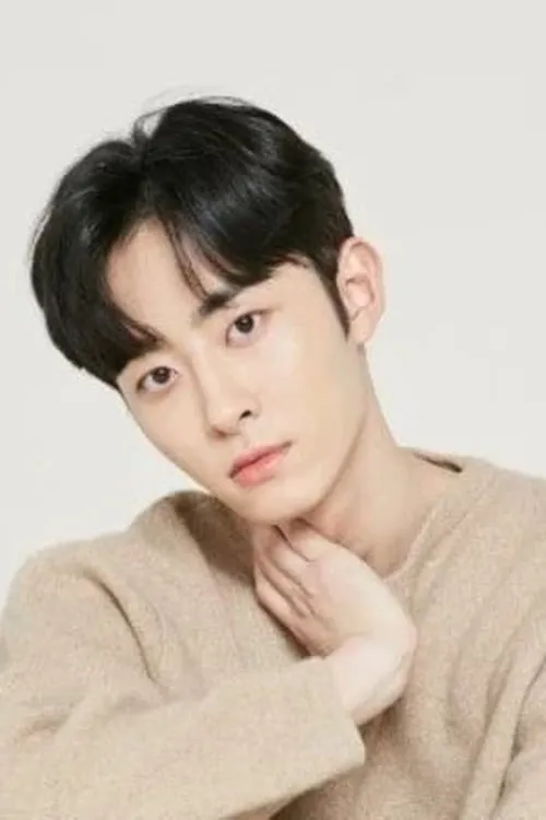 안정훈 en su biografía y filmografía