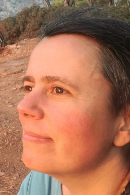 Ann Antidote en su biografía y filmografía