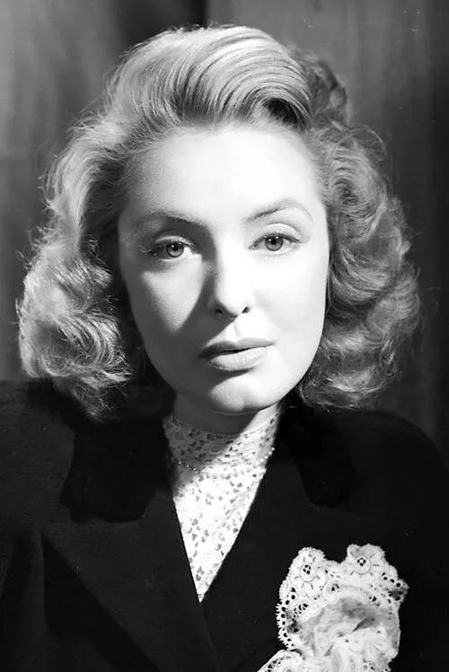 Charlie Chan ha trabajado con Ann Richards en 1 ocasiones