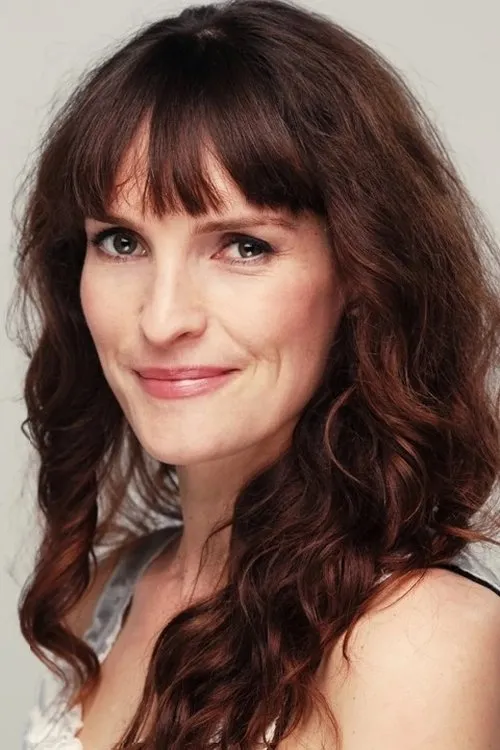 Anna Hewlett interpretando a Prostitute 1