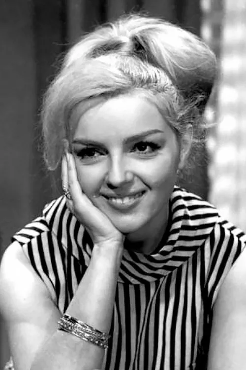 Anna Iasonidou interpretando a 