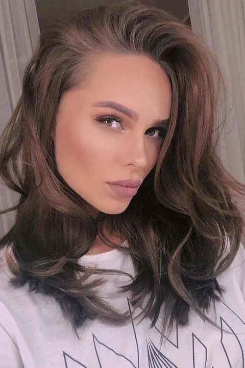 Jill ha trabajado con Anna Ivanova en 1 ocasiones