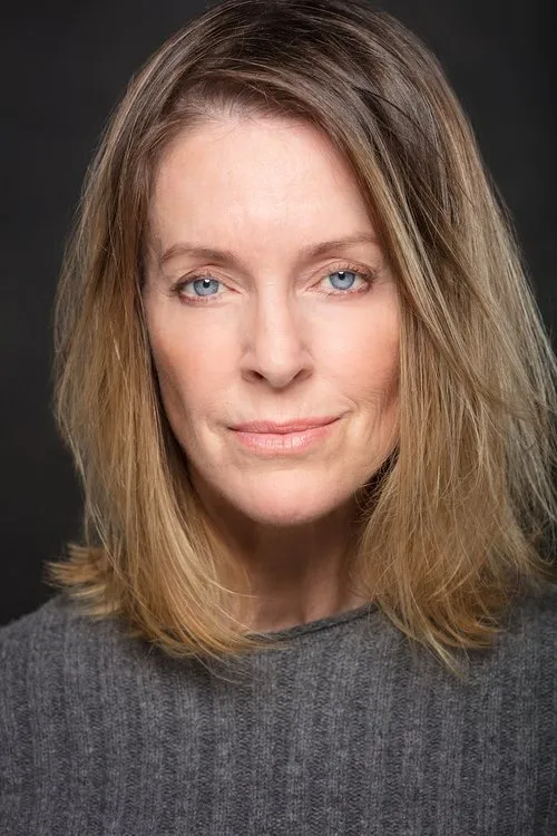 Anna Nicholas interpretando a Alice Durchfall