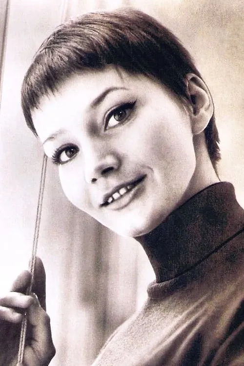 Anna Prucnal interpretando a La femme blonde