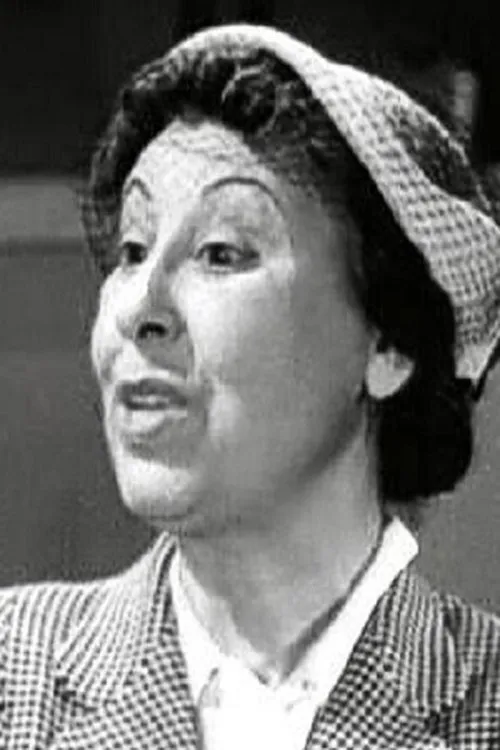 Anna Roussou interpretando a Fani's mother