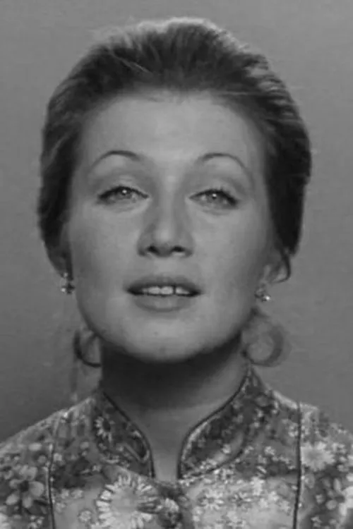 ????? ?????? ha trabajado con Анна Твеленева en 1 ocasiones