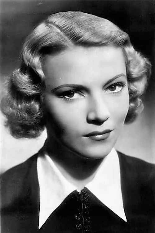 Annabella interpretando a Self (archive footage)