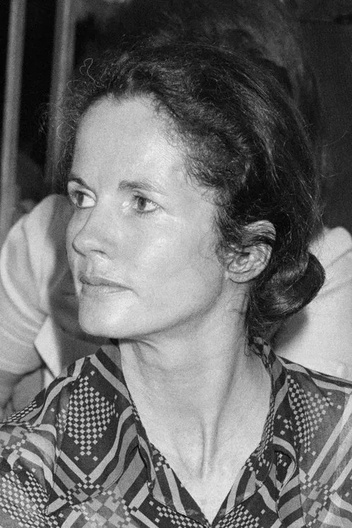 Danielle Mitterrand ha trabajado con Anne-Aymone Giscard d'Estaing en 2 ocasiones