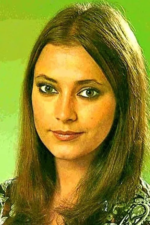 Anne Jolivet interpretando a 