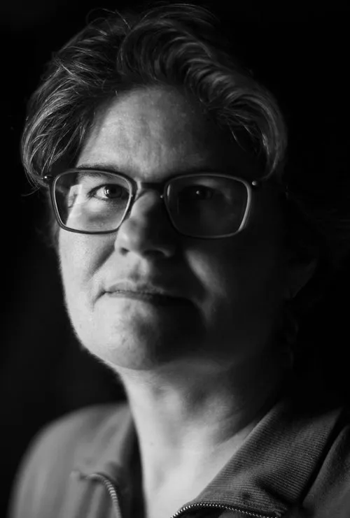 Marie Michèle Desrosiers ha trabajado con Anne-Marie Bouchard en 1 ocasiones