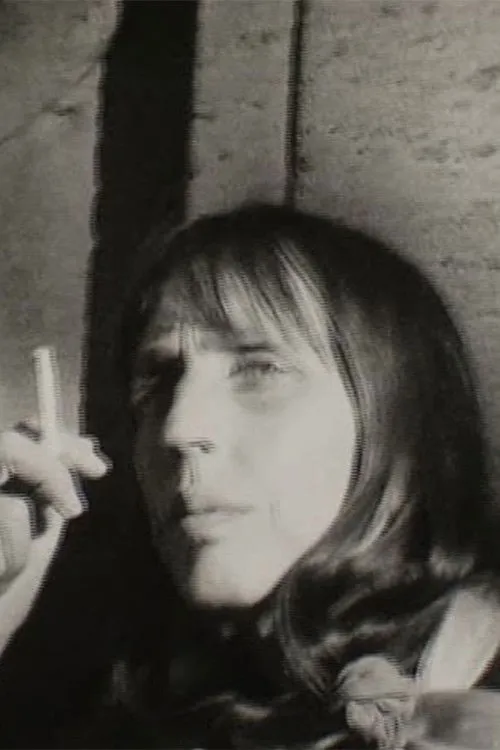 Laure Salama ha trabajado con Anne-Marie Faux en 1 ocasiones