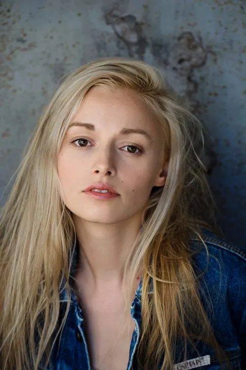 Anne-Marie Waldeck interpretando a Tonja