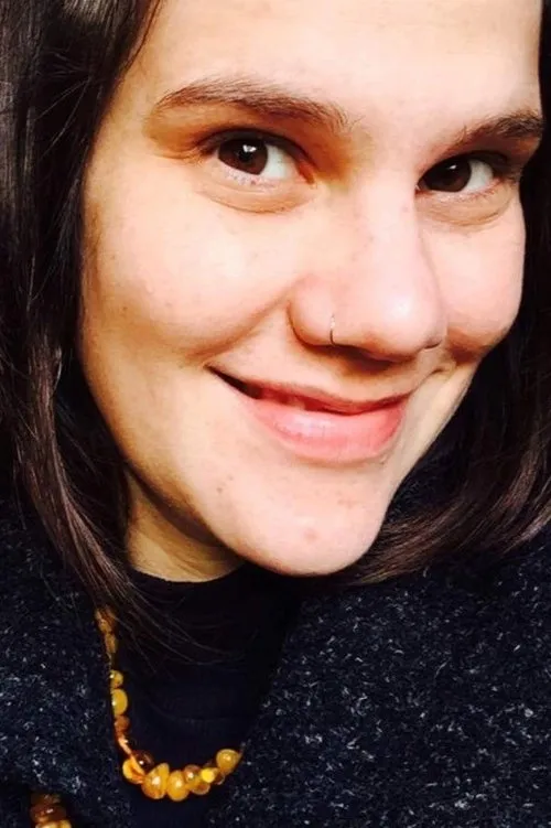 Anne Rammi interpretando a Ela mesma