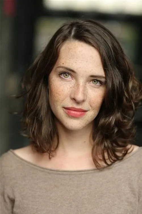 Annes Elwy en su biografía y filmografía