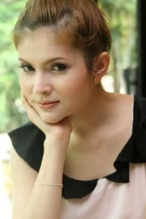 Chotpipat Suttijun ha trabajado con Annie Brooks en 1 ocasiones