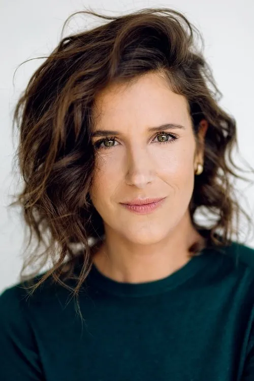 Annie Charland en su biografía y filmografía