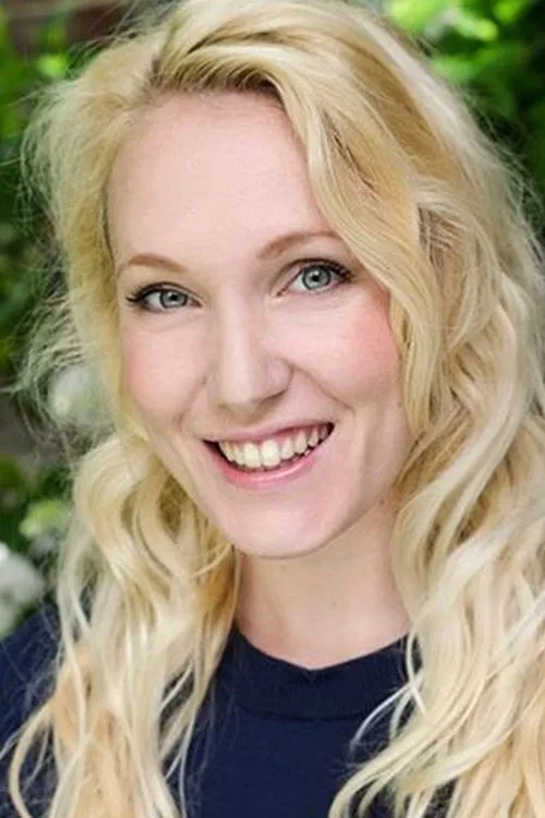 Aimee Hodnett ha trabajado con Anouska Eaton en 1 ocasiones