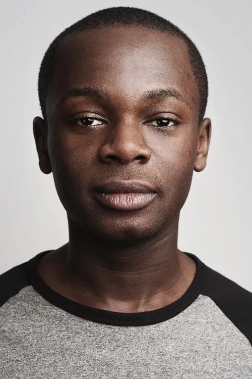 Anthony Aje interpretando a Billie