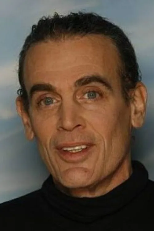 Anthony Countey interpretando a Self