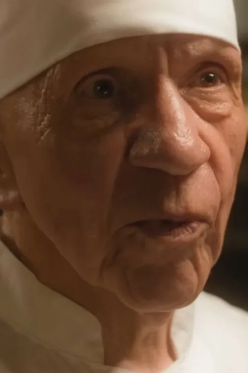 Anthony Giordano interpretando a 