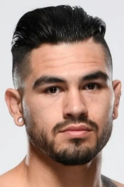 Anthony Hernandez interpretando a Self