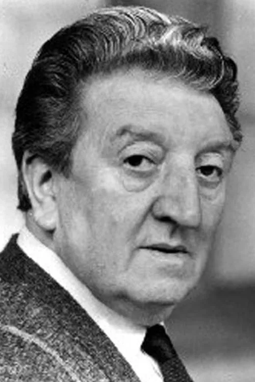 Maxine Casson ha trabajado con Anthony Morton en 1 ocasiones