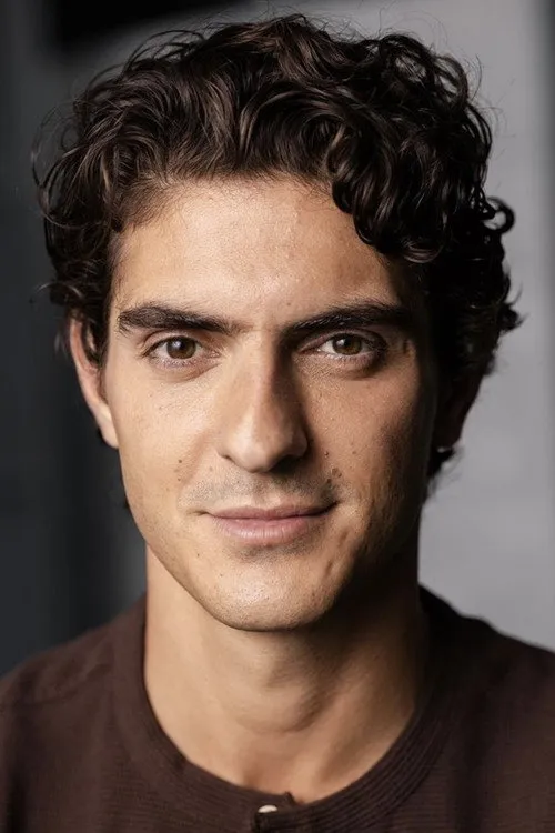 Ethan Daniel Corbett ha trabajado con Anthony Pavone en 1 ocasiones