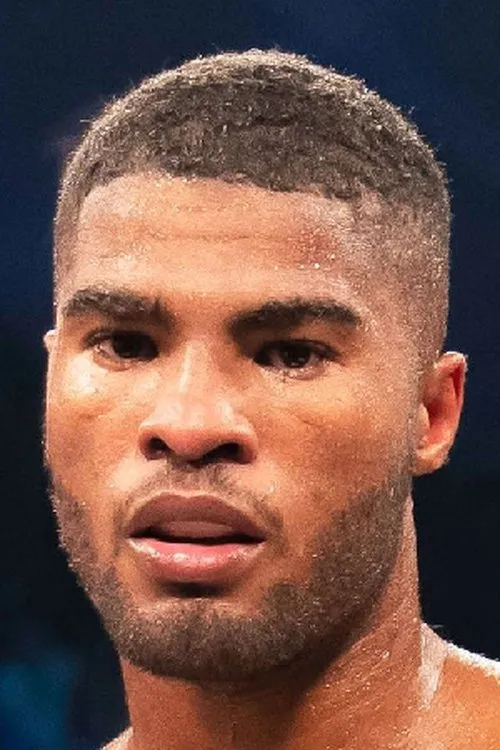 Anthony Sims Jr interpretando a Self